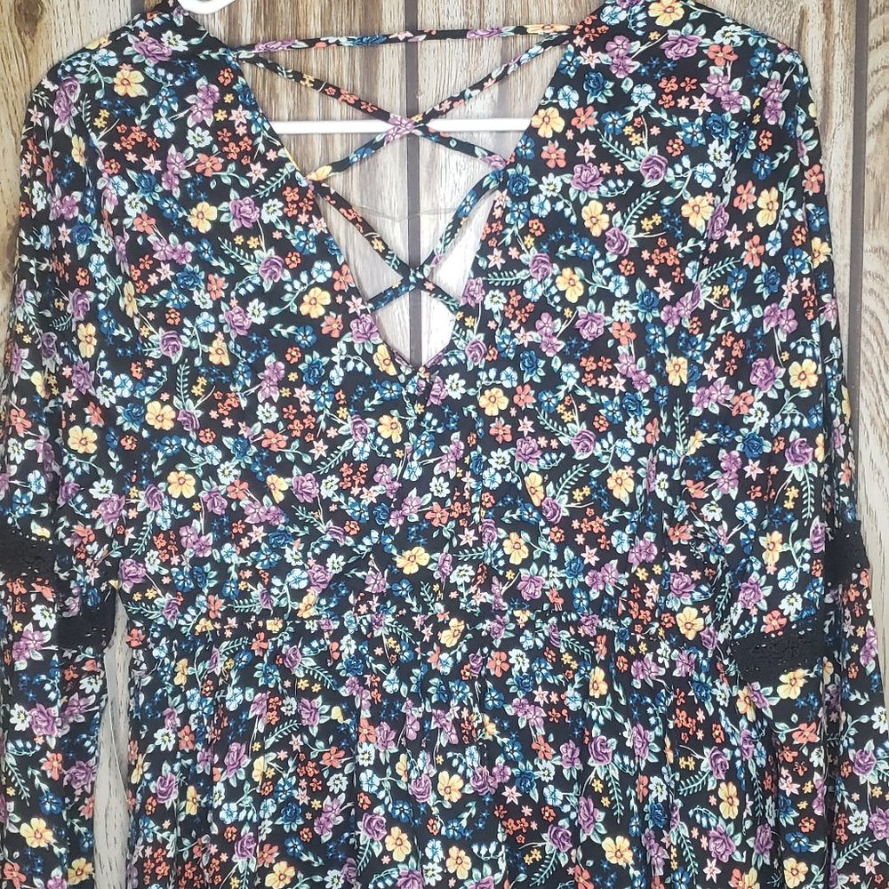 Womens Floral Open Back Top